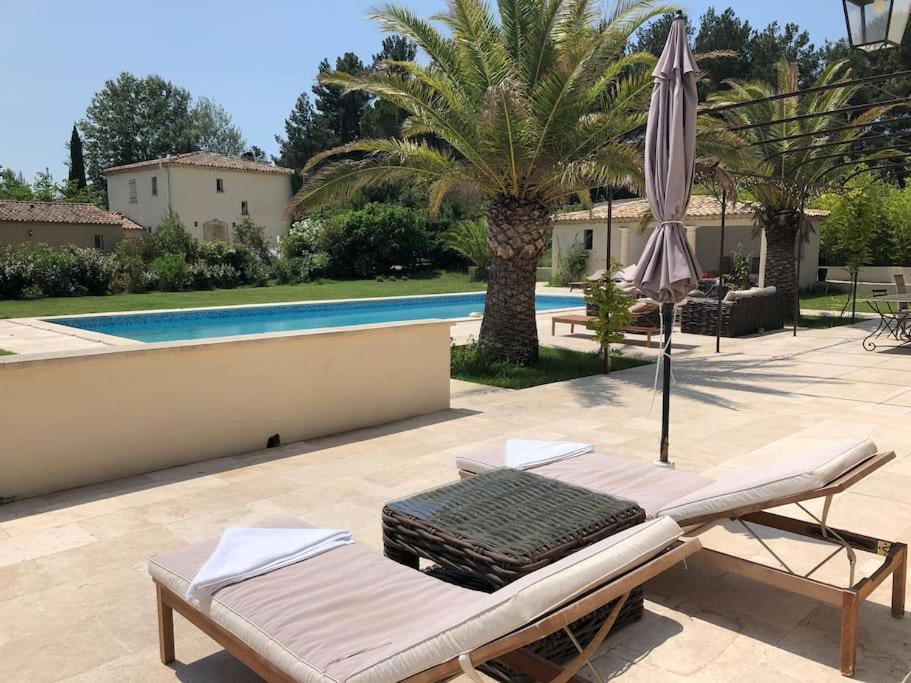 Appartement Dans Bastide A Saint Remy De Provence Extérieur photo
