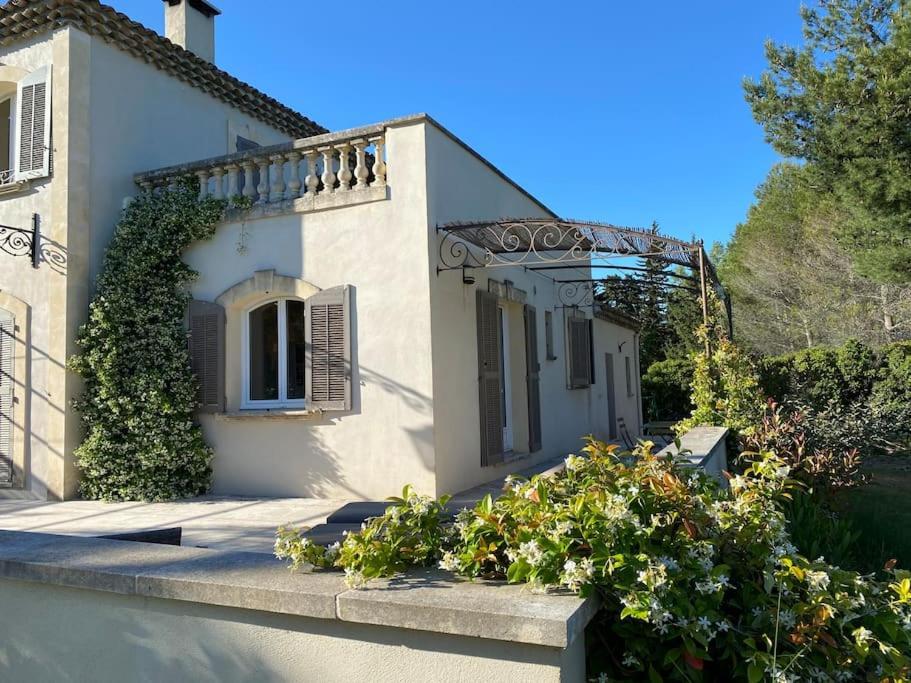 Appartement Dans Bastide A Saint Remy De Provence Extérieur photo
